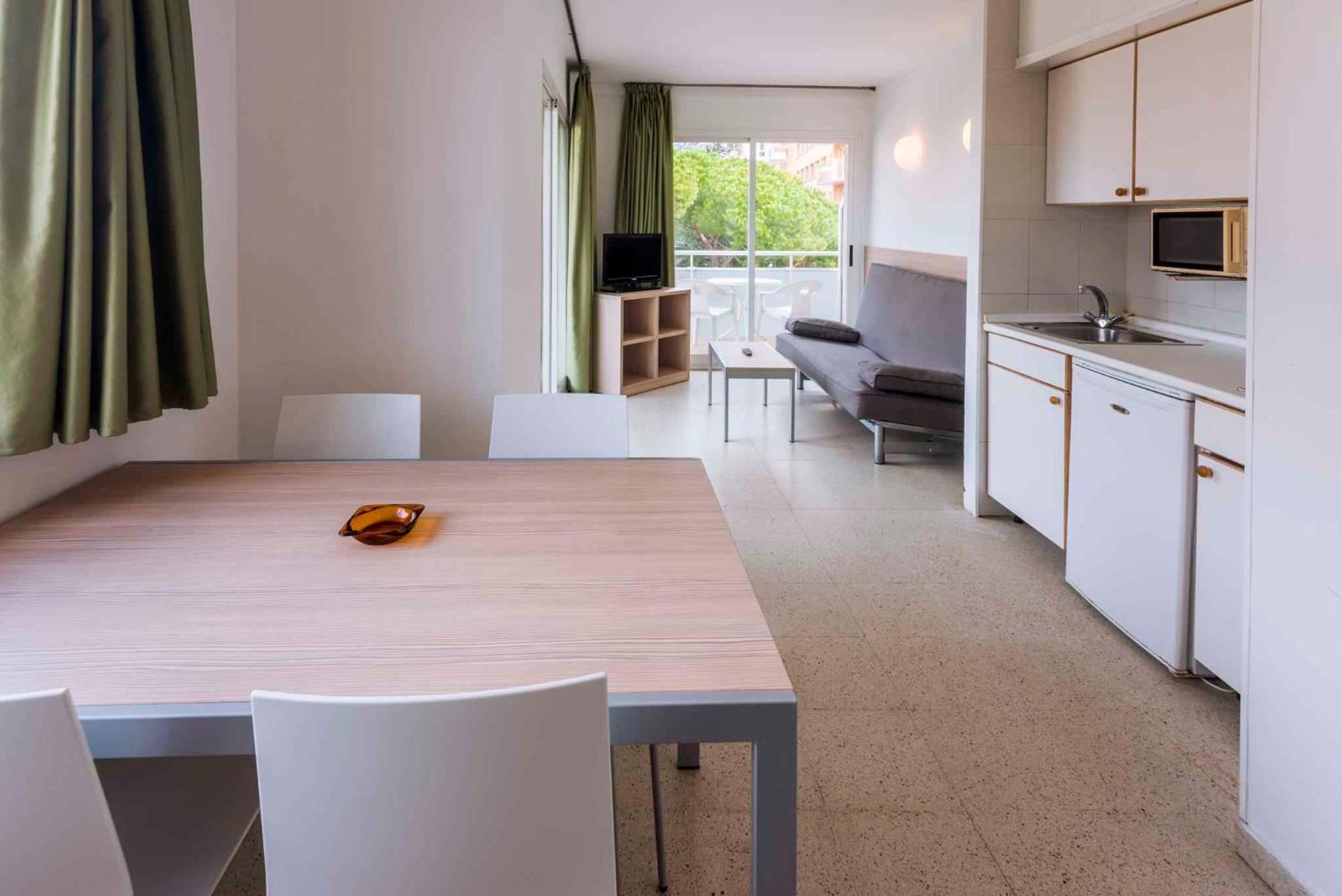 Apartments In Blanes/Costa Brava 35181 Pokój zdjęcie